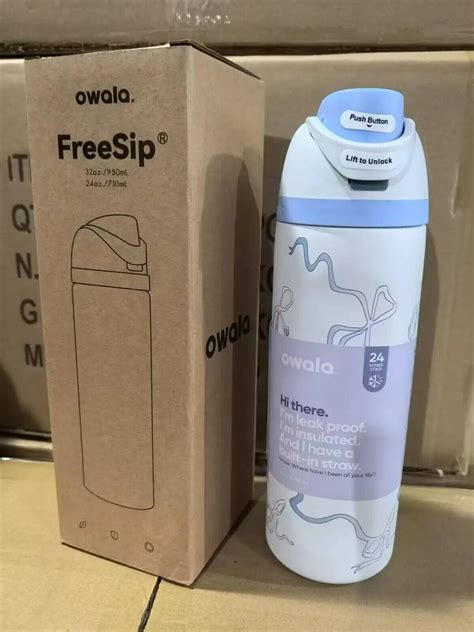 Owala Tied And True Blue Bows 32 Oz Freesip UO Exclusive Urban ...