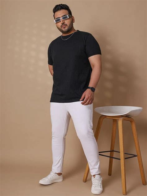 Tony Solid Round Neck Plus Size T-shirt in Black Color | bigbanana