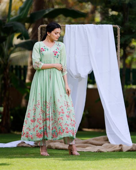 Bougainvillea Printed Long Top with Pant In Mint Green – Sukruti Design