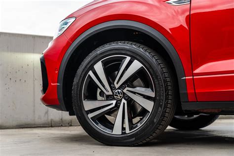 2025 Volkswagen T-Roc R-Line review | CarExpert