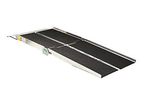 Prairie View Industries 7-ft x 30-in Portable Multifold Reach ...