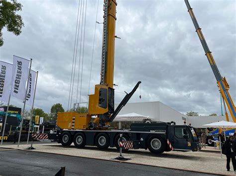 LIEBHERR MUESTRA LA MK 140-5.1 MEJORADA EN LA INTERMAT 2024 - MOVICARGA