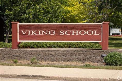 Viking Middle School in Gurnee, IL - Homes.com