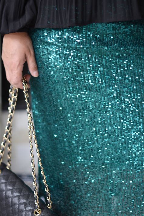 Kyllie Emerald Green Sequin Skirt – Skirt Society