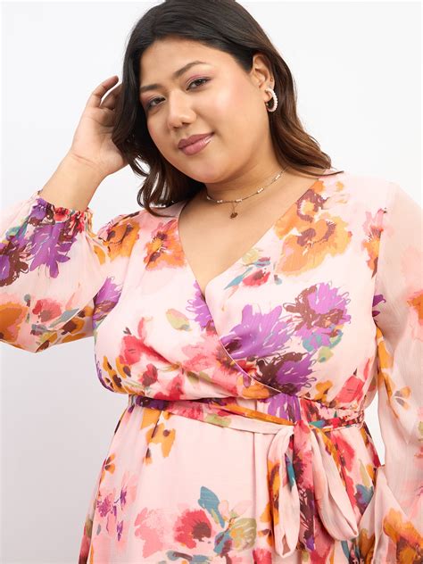 Berrylush Curve Women Pink Floral Print V-Neck Bishop Sleeves Fit and