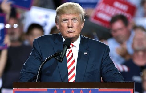 Maine Governor Stands Up to Trump in Rare Moment of Defiance