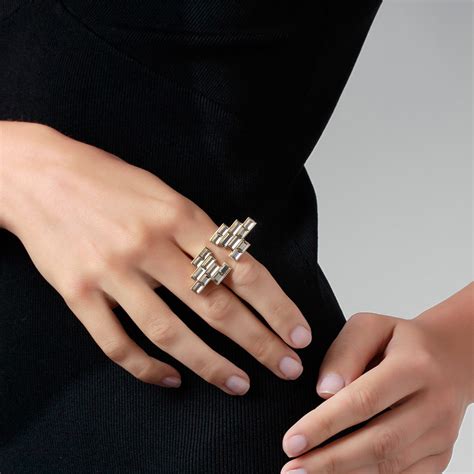 Disco Mirror Ring – TheStylease.com