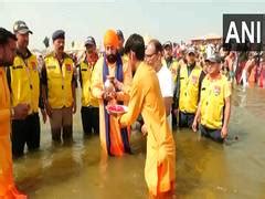 Uttarakhand Governor Lt Gen Gurmit Singh (Retd) attends Mahakumbh 2025 ...