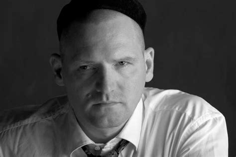 Malerin und Modell › Turmsegler