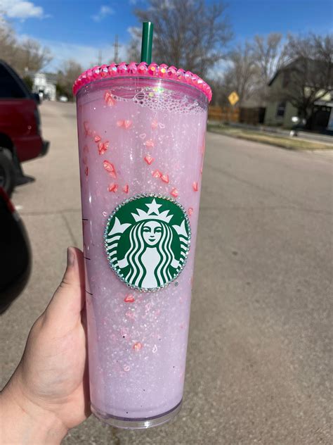 What Does A Venti Pink Drink Look Like at Lola Goll blog
