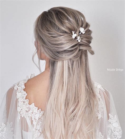 50 Unique Wedding Hairstyles for Long Hair to Try in 2025 - Hair Adviser