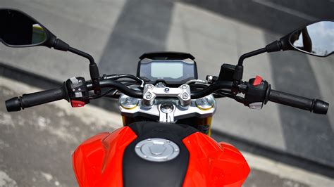 BMW G 310 R 2018 STD Bike Photos - Overdrive
