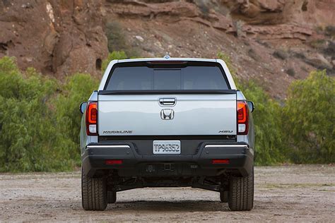 2017 Honda Ridgeline Specs, Performance & Photos - autoevolution