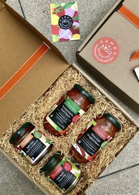 Get Italian Gift Pack- 4 Jars of Spreads at ₹ 1199 | LBB Shop