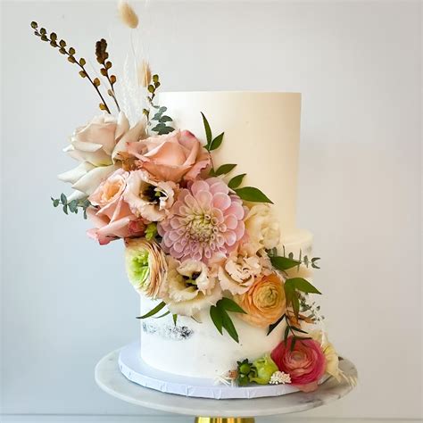 Spectacular Wedding Cake by Birchwood Bakery