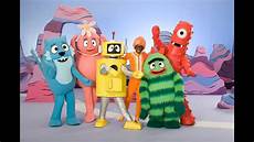 gabba gabba yo gabba gabba in my tummy baby and gabba gabba yo gabba gabba in my tummy baby and