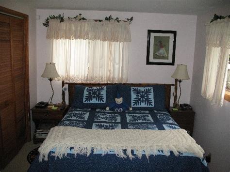 COUNTRY GOOSE (Volcano) - B&B Reviews, Photos, Rate Comparison ...