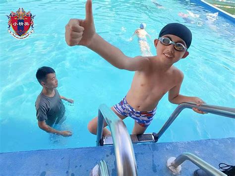泉州学生暑期哪里学游泳_泉州小精英蛟龙特战营