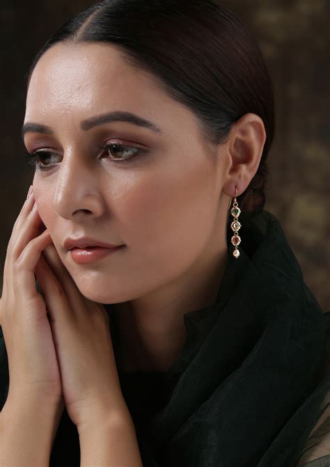 Dopehri Tri-colored Fish-Hook Earrings with Pearl Edging – Vamika ...