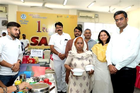 Chandigarh gets its first Rupee Store, where items are sold at Re 1 ...