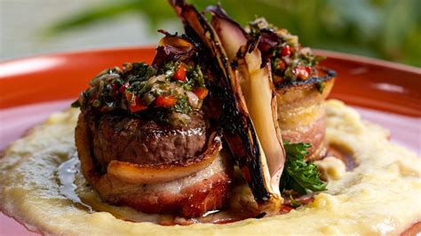 New restaurant: Oak & Ember Steakhouse opens in downtown Stuart