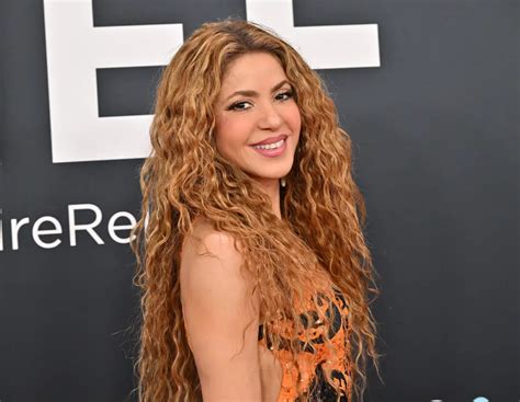 Gerard Piqué y Clara Chía derrochan complicidad mientras Shakira ...