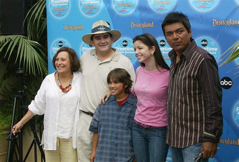 George Lopez Show Cast