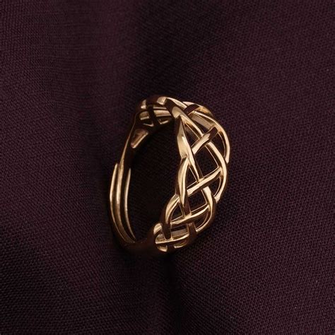 Interlocking Gold Ring – PALMONAS