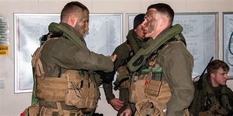 Navy Exercise 的图像结果