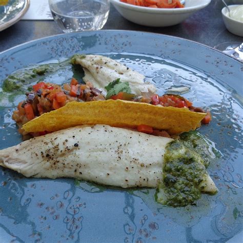 HOTEL RESTAURANT DE GOUDEN MOLEN (Rossum) - Hotel Reviews, Photos, Rate ...