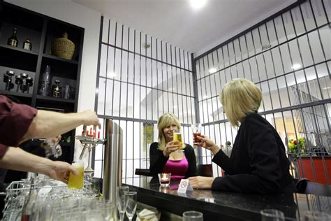 From 'Dog-shaped' to 'Capsule-shaped': Top 10 Wackiest and Unique Built ...