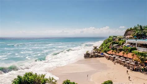 5 Beaches To Rejuvenate Yourself in Bali - lifeberrys.com