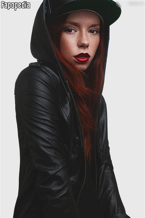 Hattie Watson Nude OnlyFans Leaks - Photo #7358208 - Fapopedia