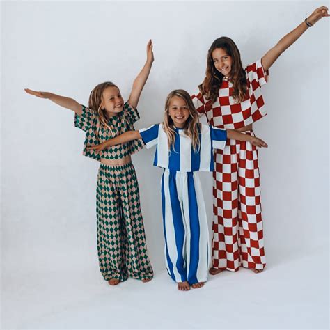 Minimalist Folk Co. – Minimalist Folk Co.