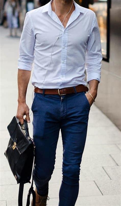 shirt with navy blue jeans