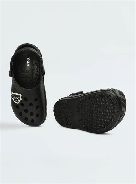 Buy Boys Charm-Detailed Clogs Online at just Rs. 499.0 - 1000014077157 ...