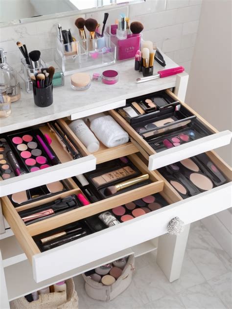 Bathroom Vanity Organization 的图像结果