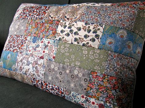 Patchwork Cushion Tutorials YouTube 的图像结果