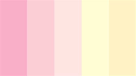 Light Cream Color Swatch