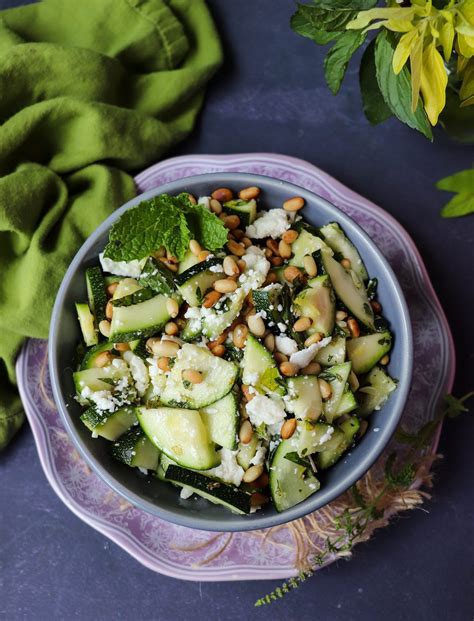 Can You Eat Zucchini Raw In A Salad at Travis Day blog