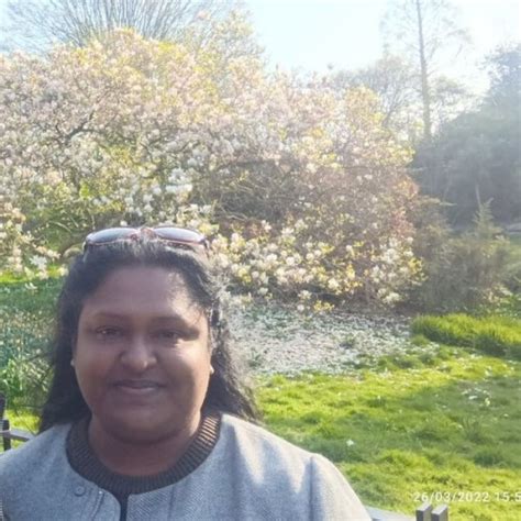 Sarathi Madushani : A pre school teacher can teach Sinhala language ...