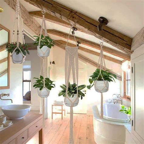 Flower Pots and Planters Online - Outdoor & Indoor Planters | Vaaree