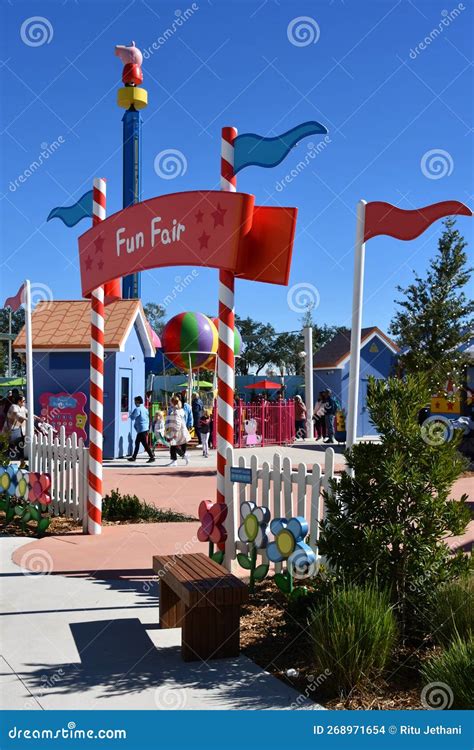 Grandad Dog's Pirate Boat Ride At Peppa Pig Theme Park In Cypress ...