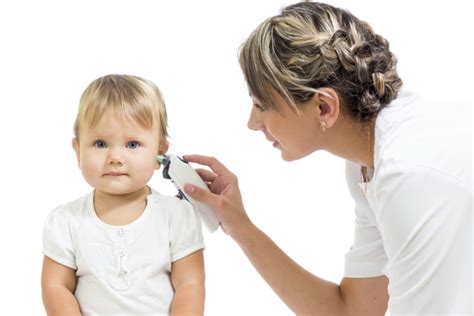 Как проверять слух у новорожденного и 2-3-летнего ребенка: основные ...