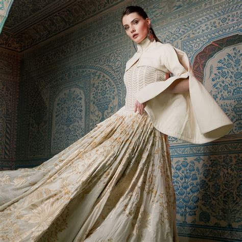 Indian designers take you inside Swarovski’s exhibition in Dubai ...