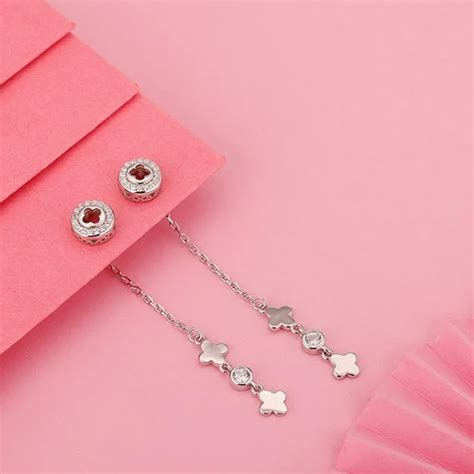 Style Up These Trendy Earrings to Boost Your Western Look – GIVA