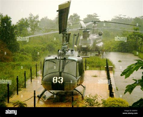 Hamburger hill helicopter hi-res stock photography and images - Alamy