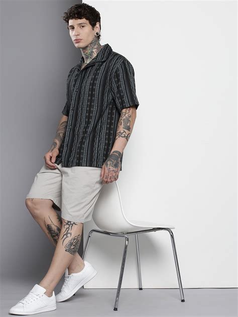 Men's Black Relaxed Fit Striped Resort Wear Shirt – TIGC