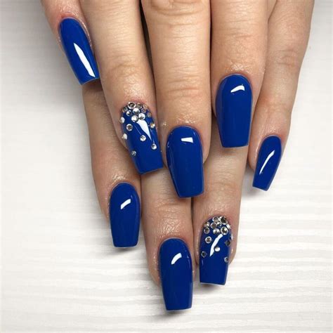 25+ Royal Blue Nail Designs So Regal, You'll Feel Like a Queen! - Sweet ...