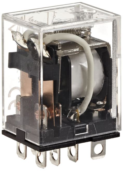 Omron Industrial reles - DPDT 10A Plug-In Relay/Welding : Amazon.in ...